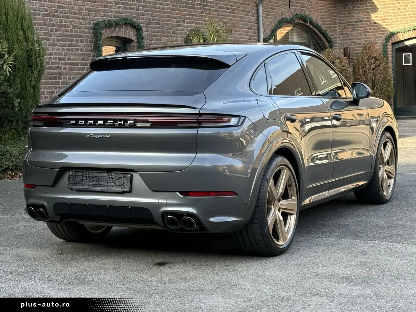PORSCHE Cayenne E-Hybrid Coupe SPORTDESIGN-PAKET 22 ZOLL