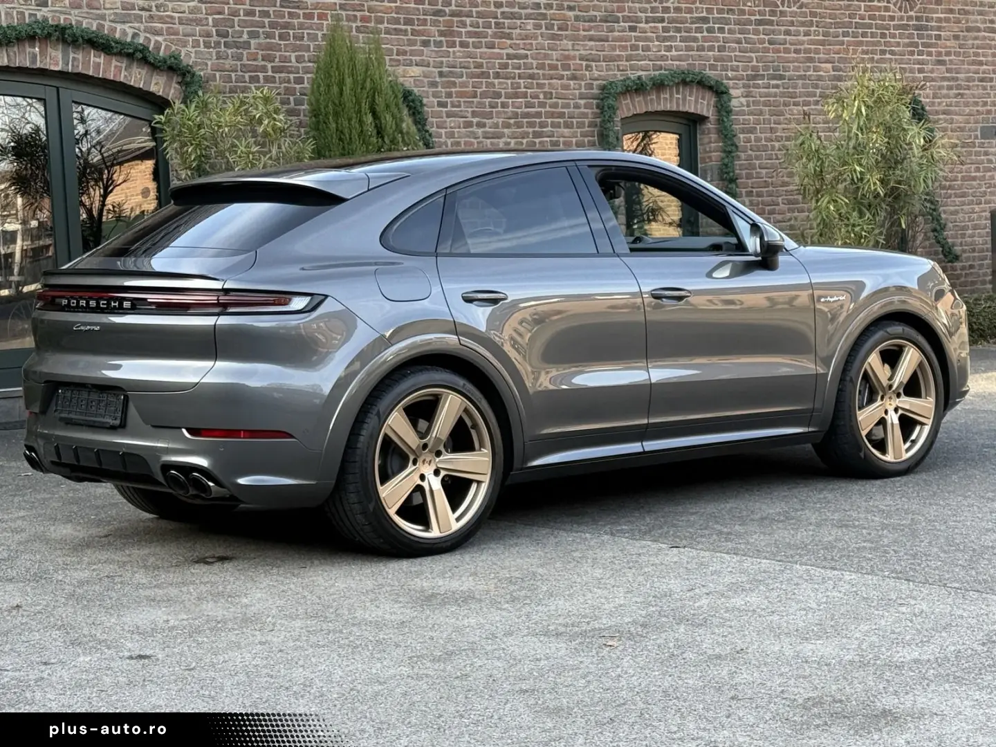 PORSCHE Cayenne E-Hybrid Coupe SPORTDESIGN-PAKET 22 ZOLL