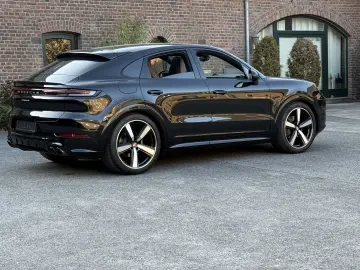 PORSCHE Cayenne Coupe INNORIVE SPORTDESIGN 22 ZOLL EXCLU