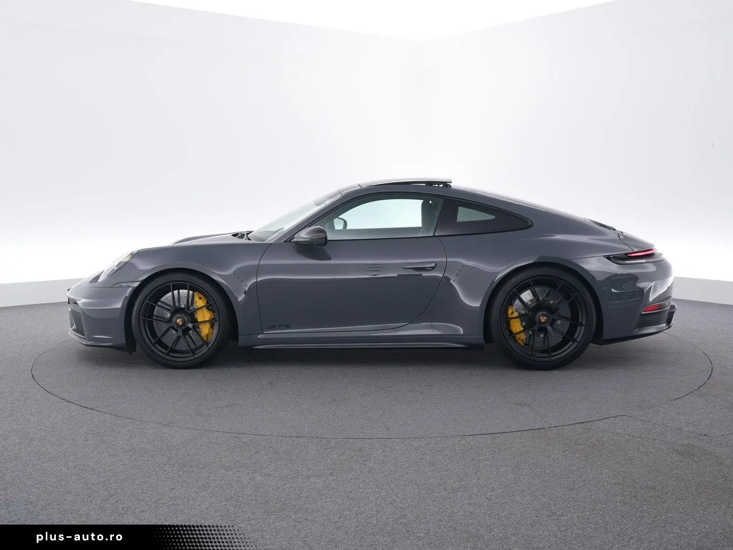 PORSCHE 992 Carrera GTS