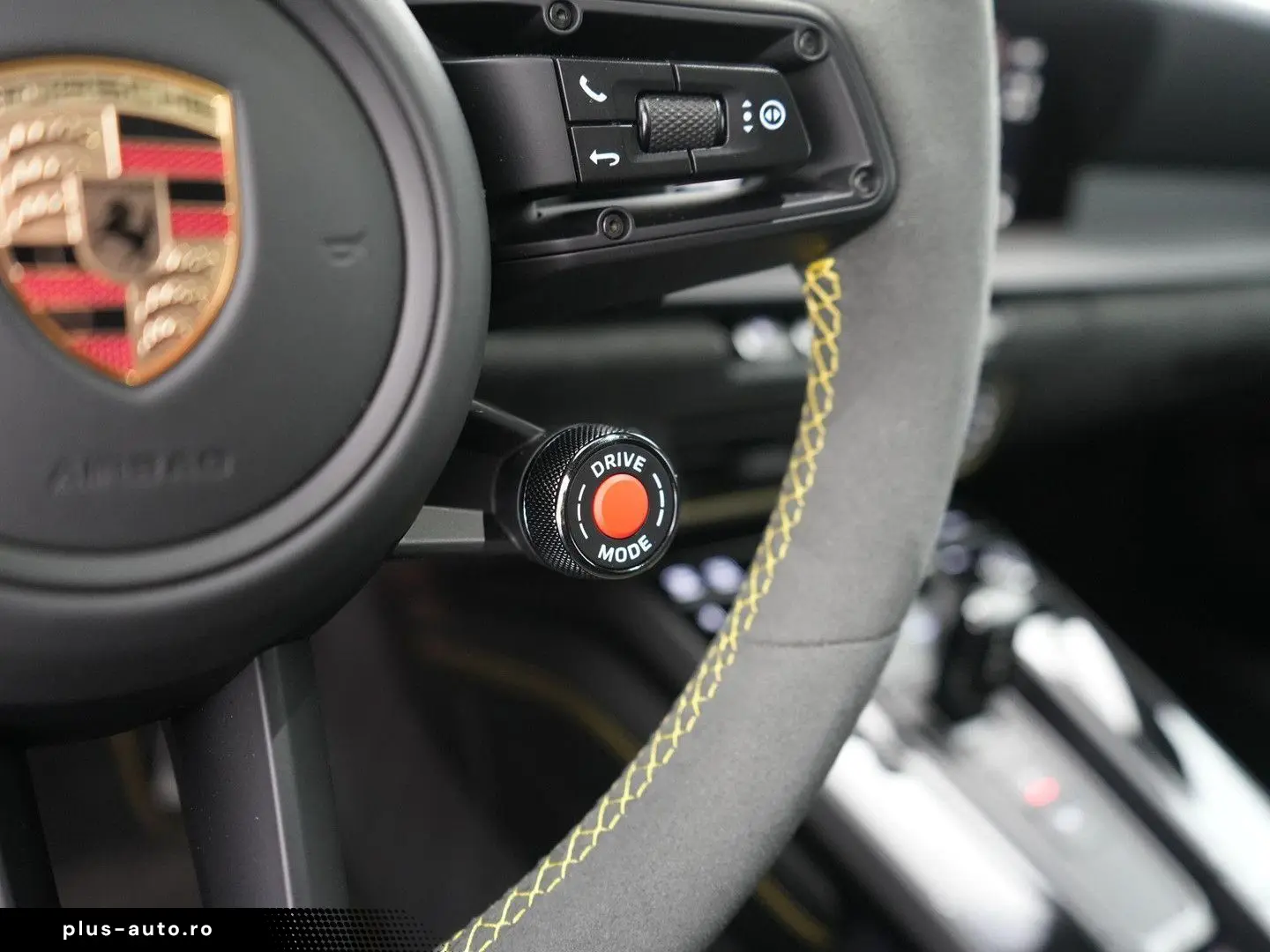 PORSCHE 992 Carrera GTS