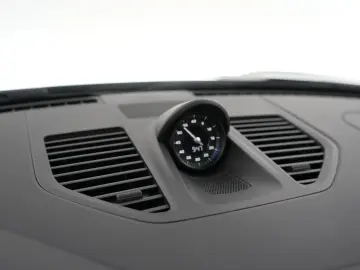 PORSCHE 992 Carrera GTS