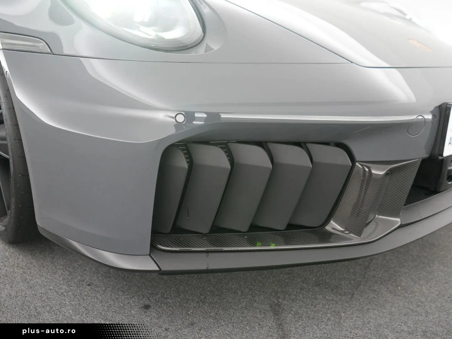 PORSCHE 992 Carrera GTS