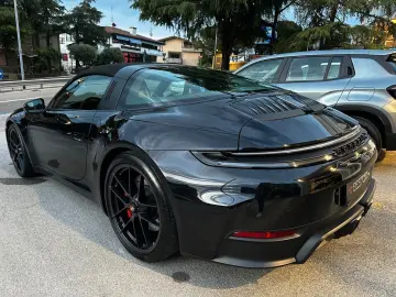 PORSCHE Porsche 911 992.2 Targa 4 GTS T-hybrid