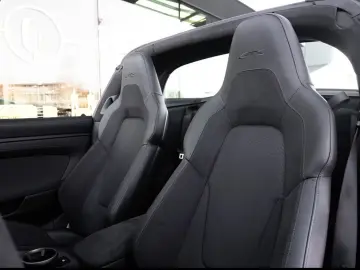 PORSCHE Porsche 911 992.2 Targa 4 GTS T-hybrid