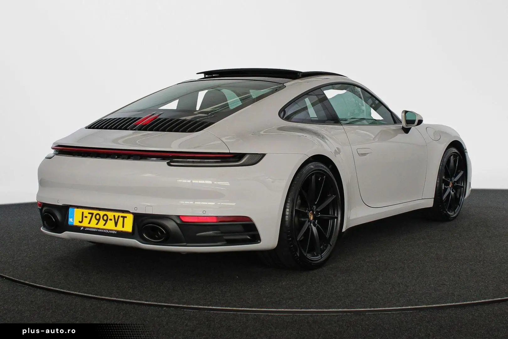 PORSCHE 992 3.0 Carrera