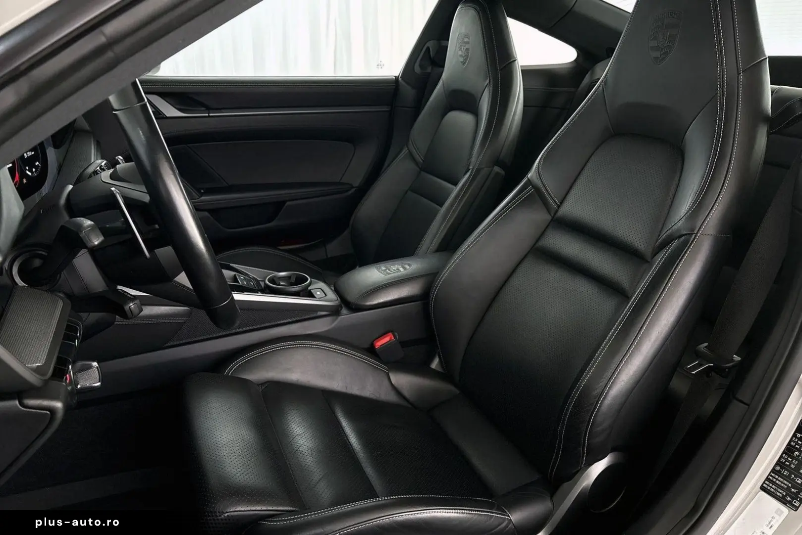 PORSCHE 992 3.0 Carrera