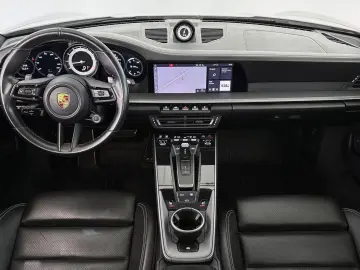 PORSCHE 992 3.0 Carrera