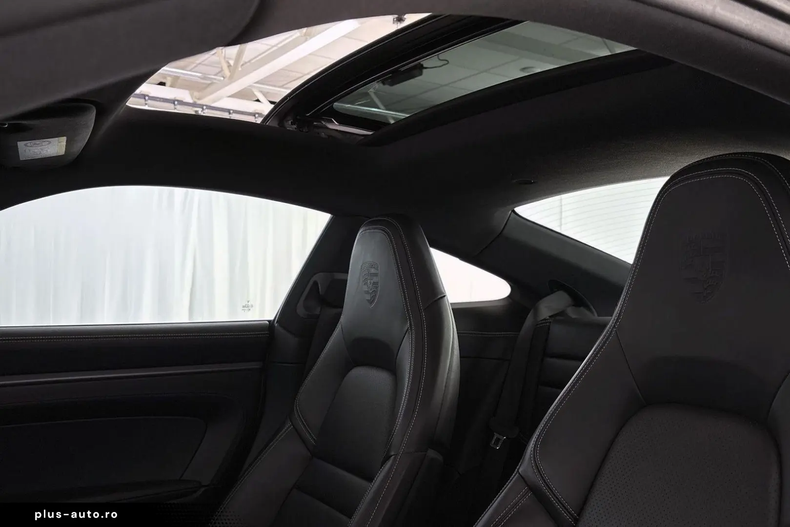 PORSCHE 992 3.0 Carrera