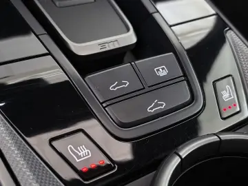 PORSCHE 992 3.0 Carrera