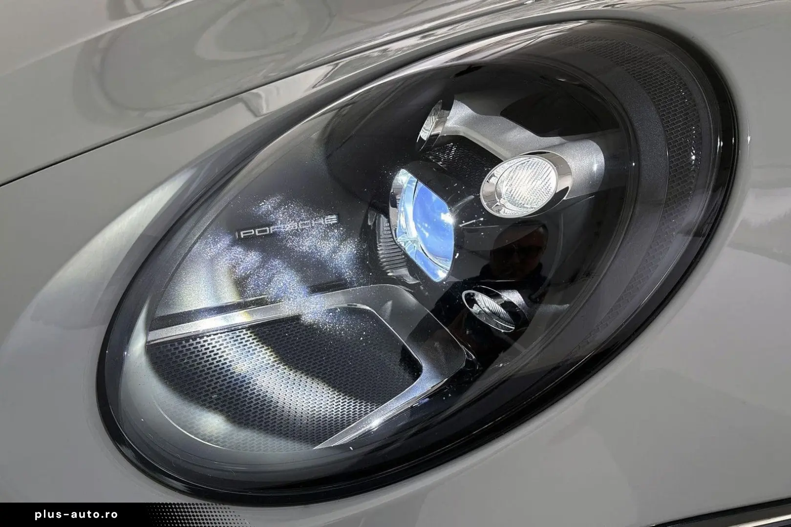 PORSCHE 992 3.0 Carrera
