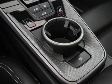 PORSCHE 992 3.0 Carrera