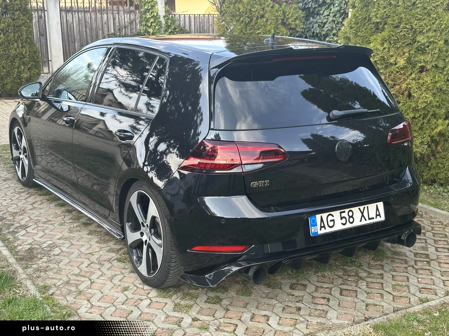 EXCEPTIONAL! Golf 7.5 GTI automat DSG  ACC  LED. PROPRIETAR