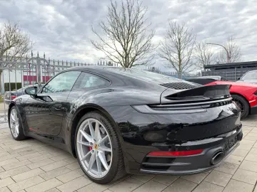 PORSCHE 992 Carrera 4s Sport Chrono Bose Sportabg
