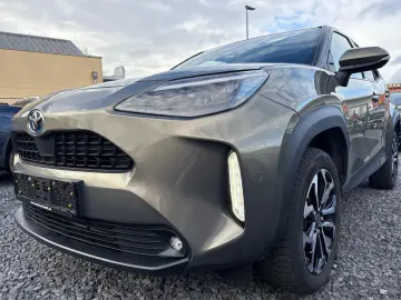 TOYOTA Yaris Cross HYBRID