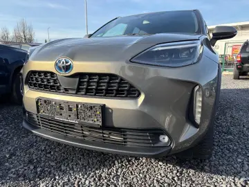 TOYOTA Yaris Cross HYBRID
