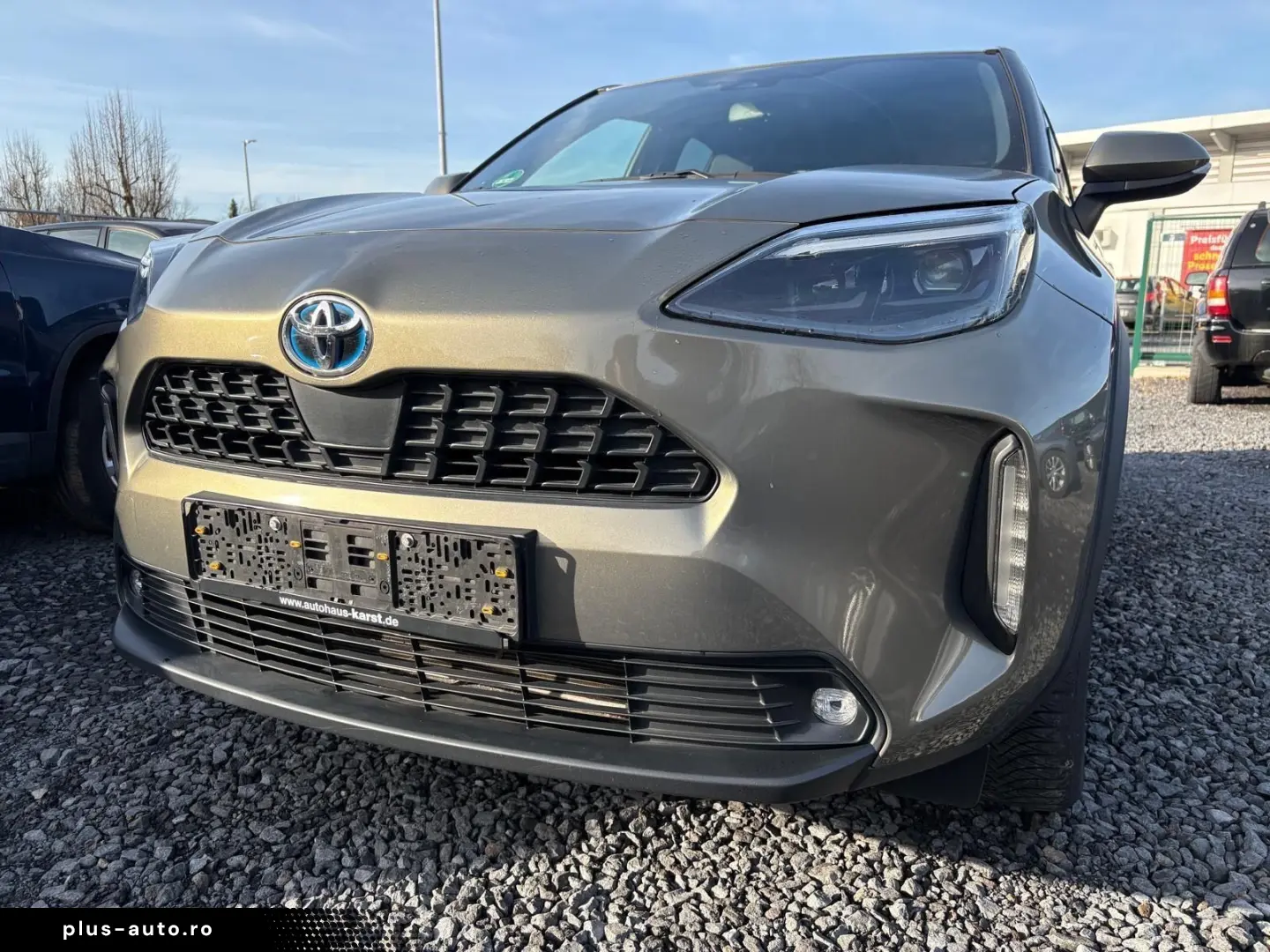 TOYOTA Yaris Cross HYBRID
