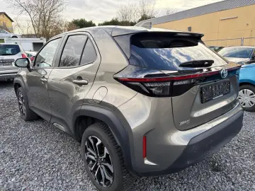 TOYOTA Yaris Cross HYBRID