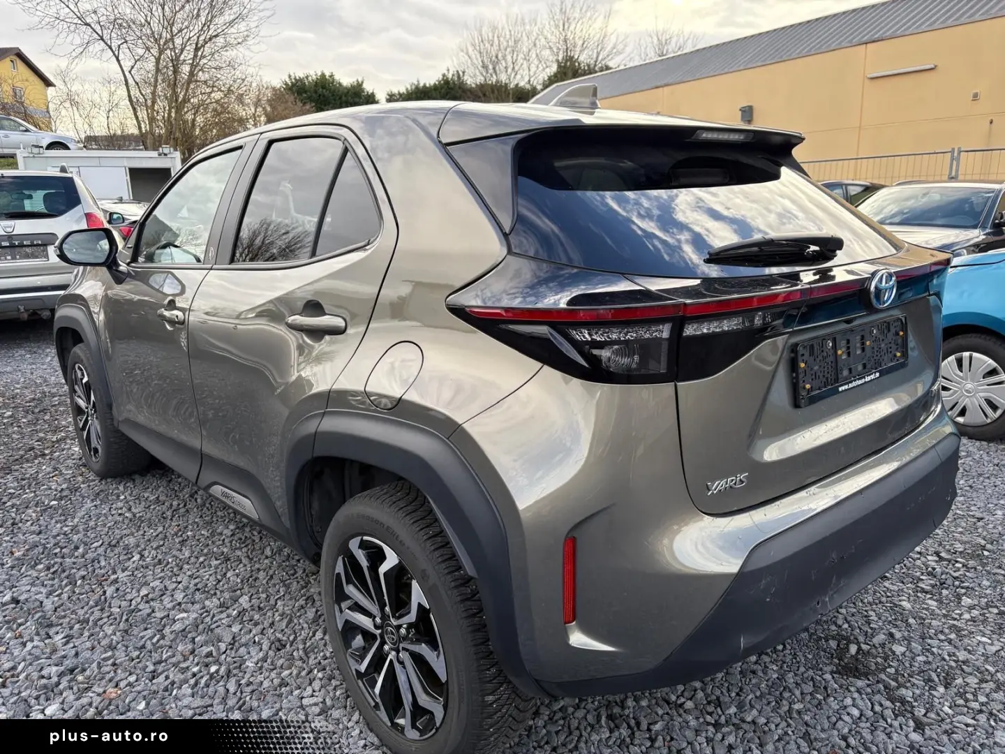 TOYOTA Yaris Cross HYBRID