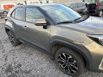 TOYOTA Yaris Cross HYBRID