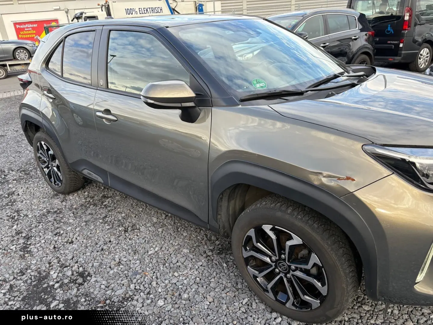 TOYOTA Yaris Cross HYBRID