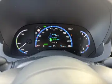 TOYOTA Yaris Cross HYBRID