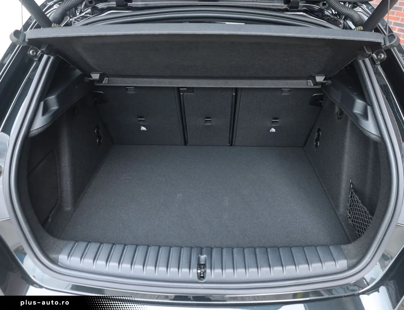 BMW M135i xDrive   M Performance - Pano
