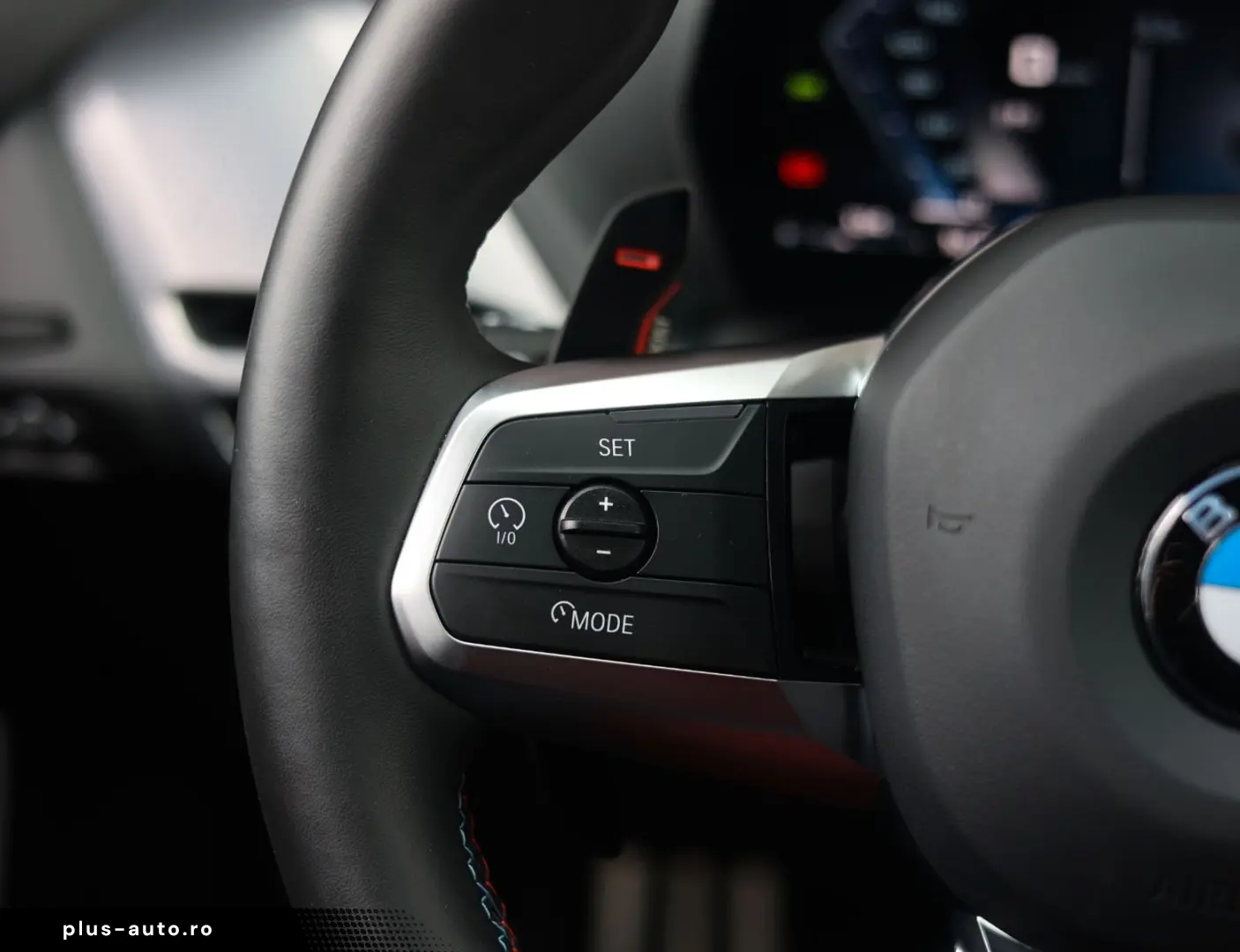 BMW M135i xDrive   M Performance - Pano