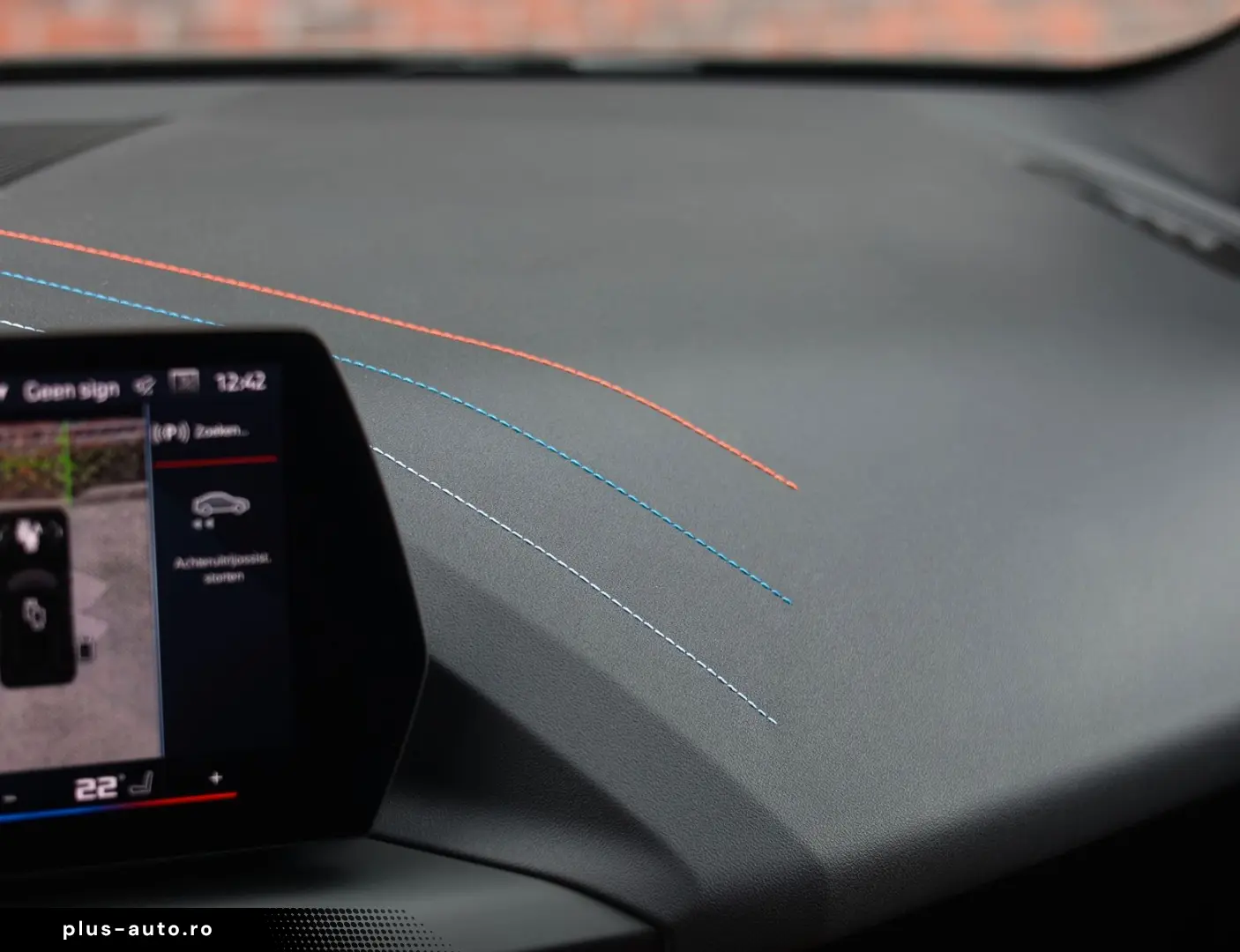 BMW M135i xDrive   M Performance - Pano