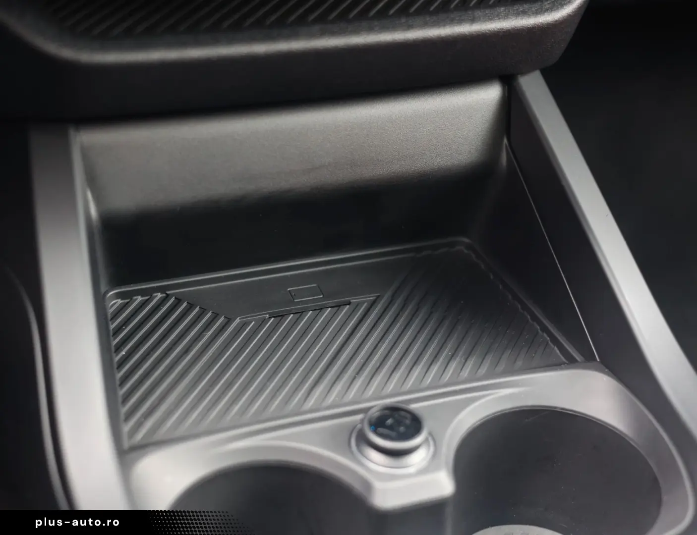 BMW M135i xDrive   M Performance - Pano