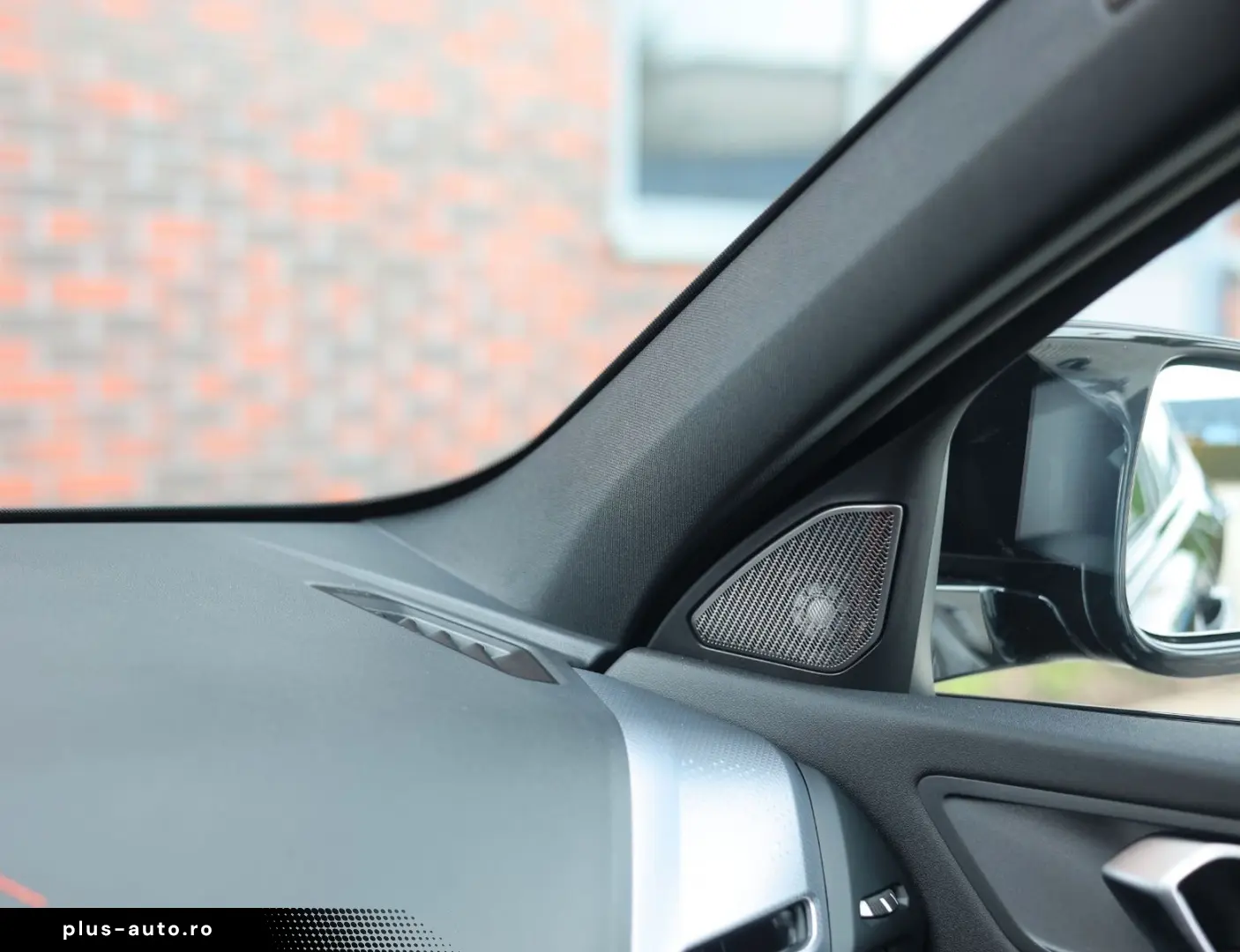BMW M135i xDrive   M Performance - Pano