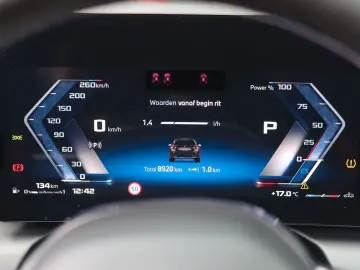 BMW M135i xDrive   M Performance - Pano