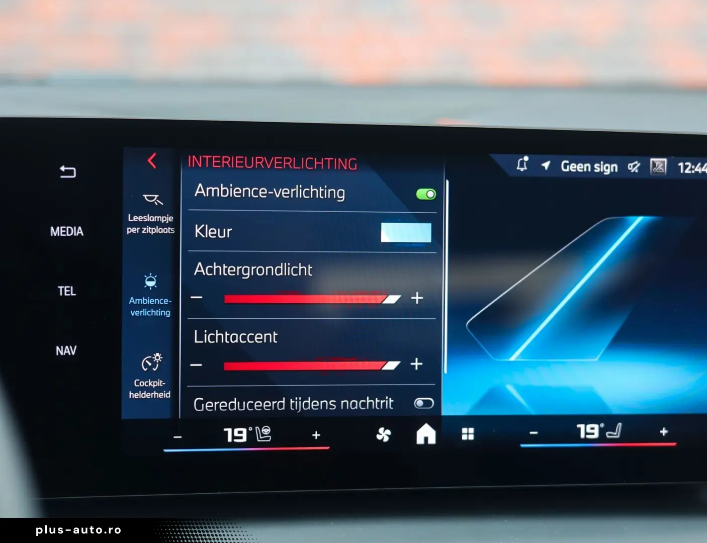 BMW M135i xDrive   M Performance - Pano