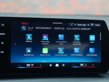 BMW M135i xDrive   M Performance - Pano