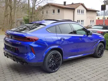BMW X6 M Compet INDIVIDUAL Lack Sakhir Pano 2xCarbon