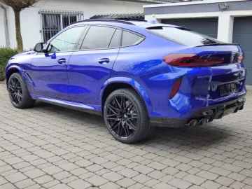 BMW X6 M Compet INDIVIDUAL Lack Sakhir Pano 2xCarbon