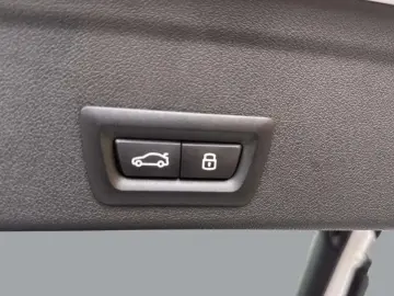 BMW X6 M Competition B&W SkyLounge HUD Massage
