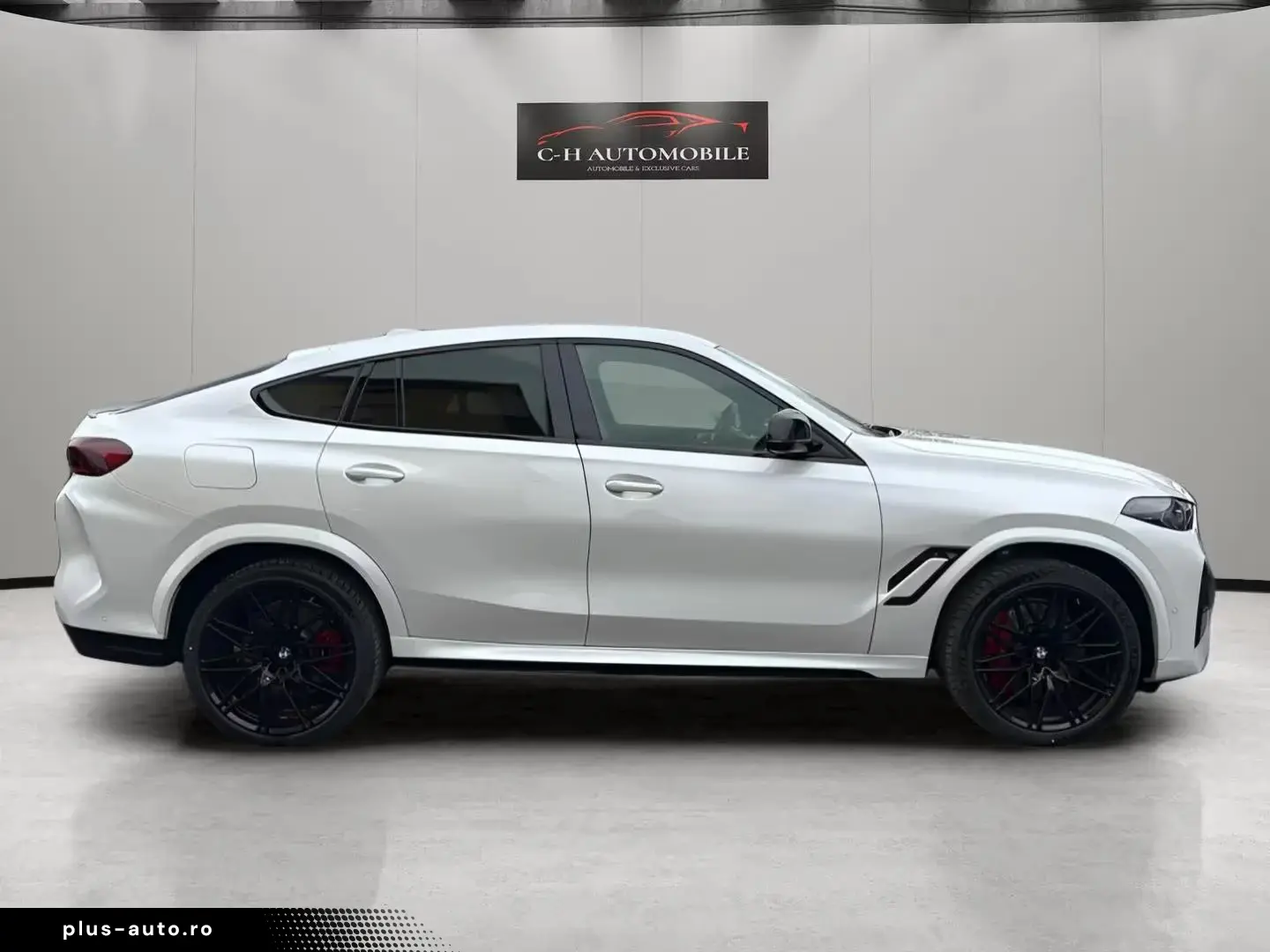 BMW X6 M Competition B&W SkyLounge HUD Massage
