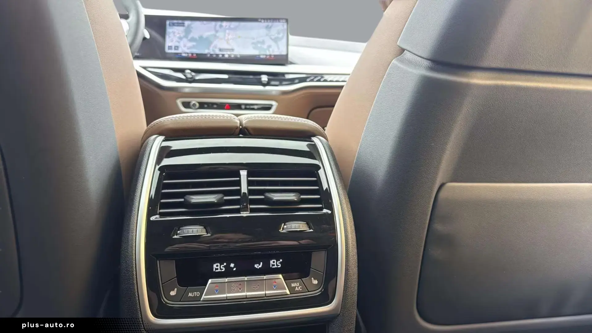 BMW X6 M Competition B&W SkyLounge HUD Massage