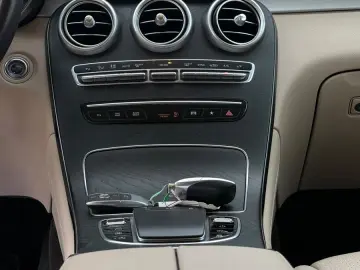 MERCEDES-BENZ GLC 200 GLC GLC 200 d 4Matic LED 1ERH