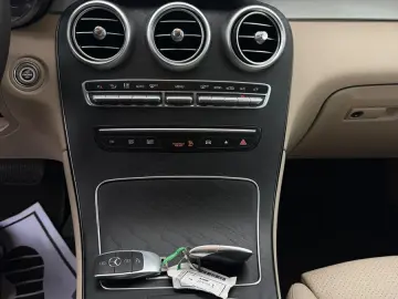MERCEDES-BENZ GLC 200 GLC GLC 200 d 4Matic LED 1ERH