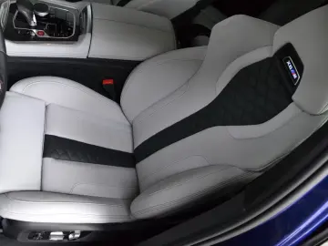 BMW X6 M Competition 360 SKY MASSAGE B&W DR.ASS.PRO