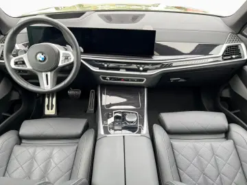 BMW X5 M60i xDrive M SPORT PRO Pano 360  H K St Go