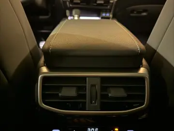 Lexus RX 500H F-Sport