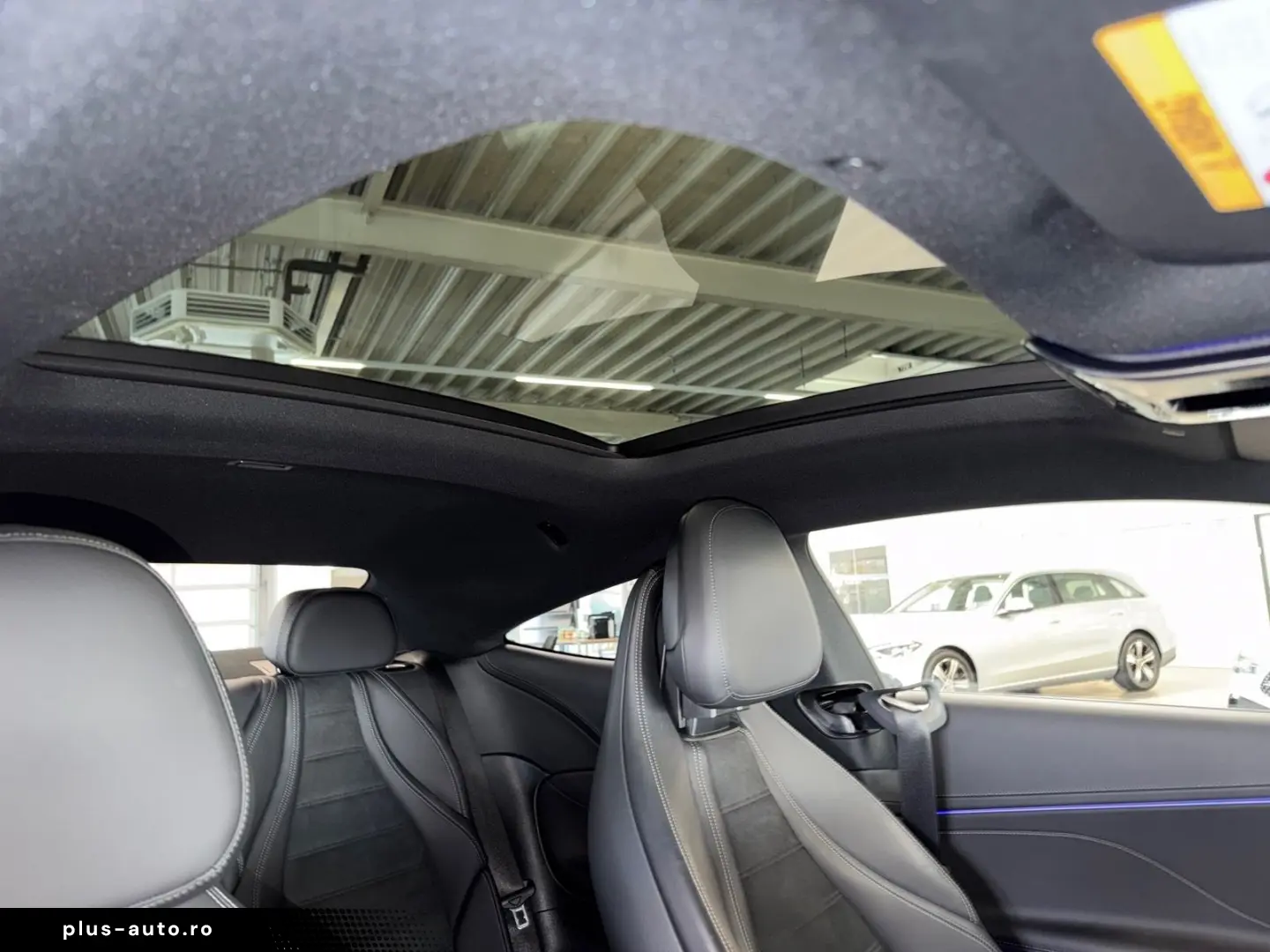 MERCEDES-BENZ CLE 200 Coupé AMG MBUX PANORAMA LED TOTWINKEL