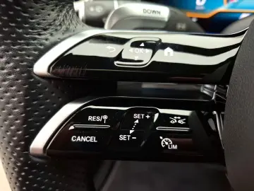 MERCEDES-BENZ E 53 4M T AMG Memory Pano Standhzg HeadUp 360