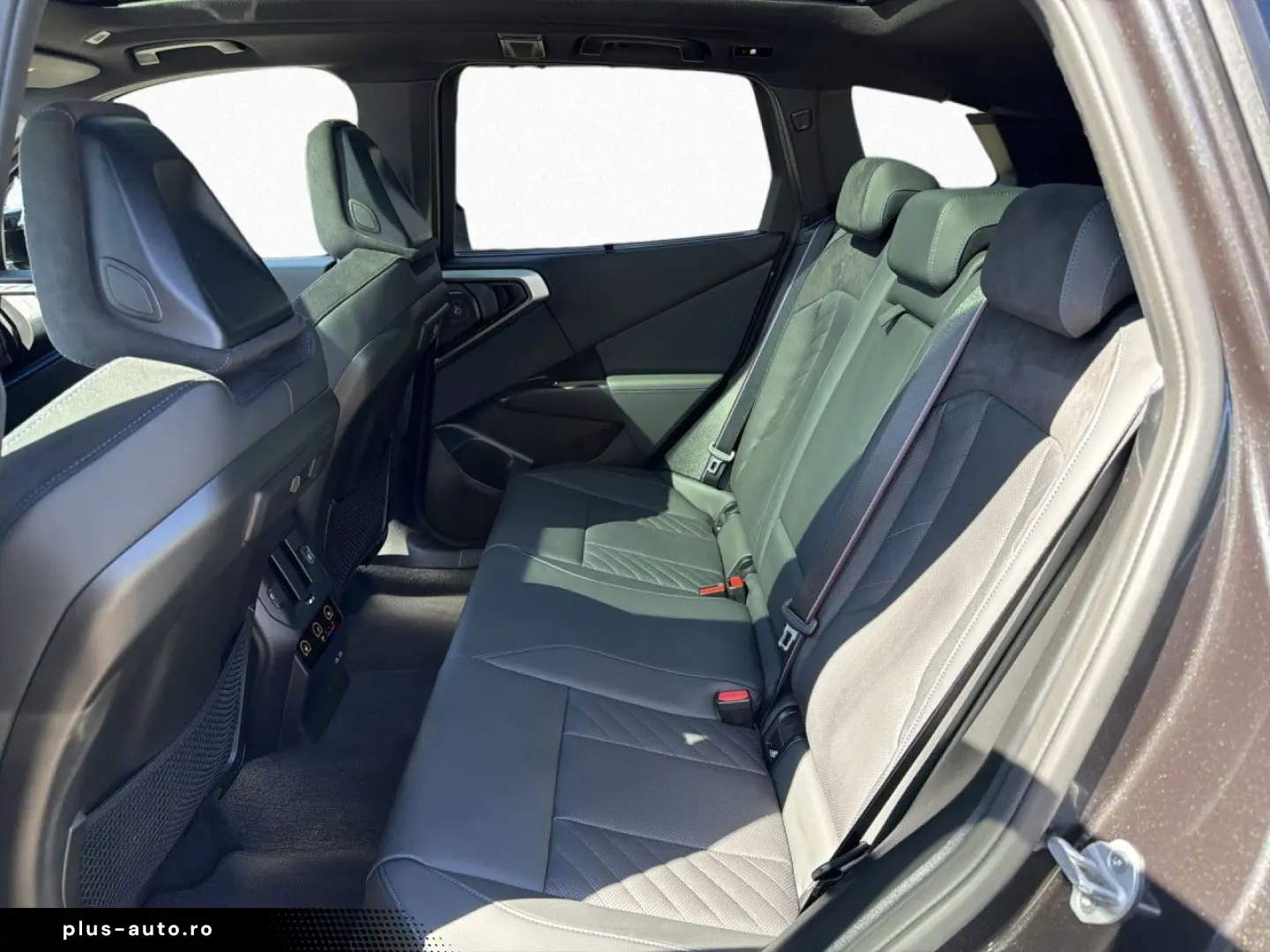 BMW X3 M50 xDrive M-Paket AHK HUD DAPro Standhg