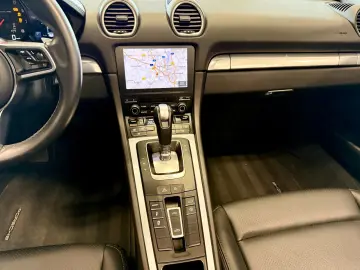 PORSCHE 718 Boxster PDK 20Zoll   Kamera   LED
