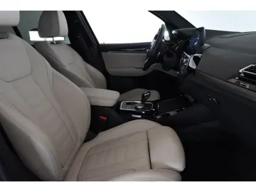 BMW X3 xDrive30i M Sport Anhängerkupplung Harman Kar