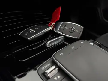 MERCEDES-BENZ CLA220d SB 4M AMG